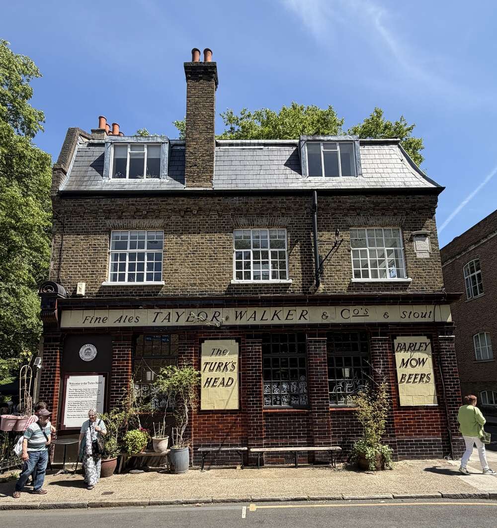 Eating out at the Turks Head
